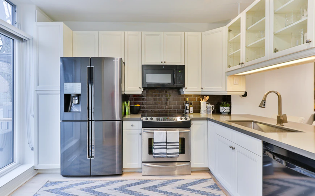 Why Should You Invest in Custom Cabinets rather than in Stock Cabinets?
